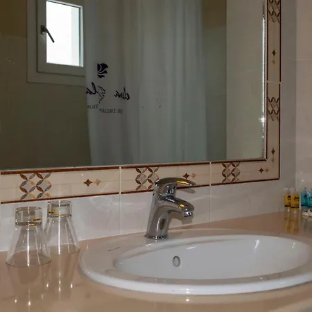 Giannoulaki Hotell 4*