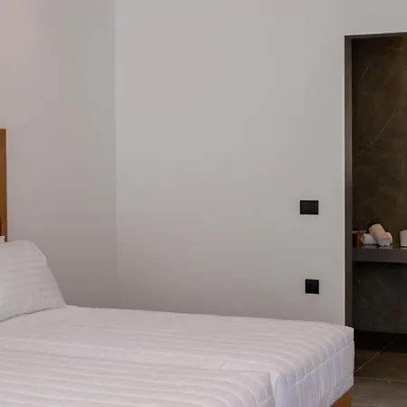 Giannoulaki Resort 4*