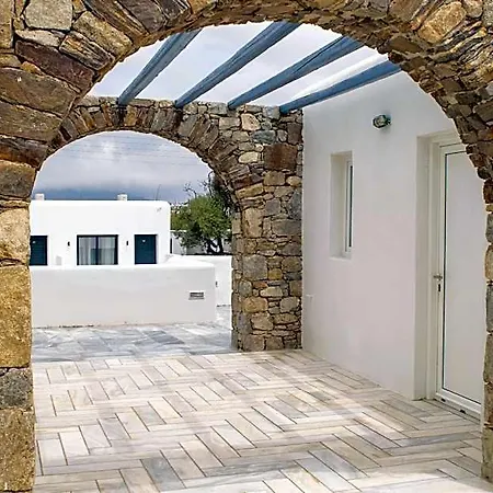 Giannoulaki Resort 4*