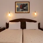Giannoulaki Glastros (Mykonos)